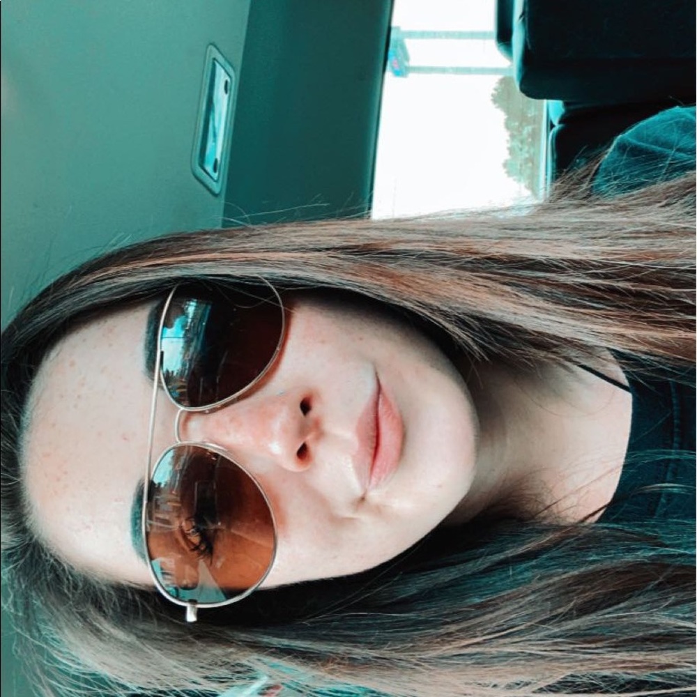 Meet your Posher, Lehua